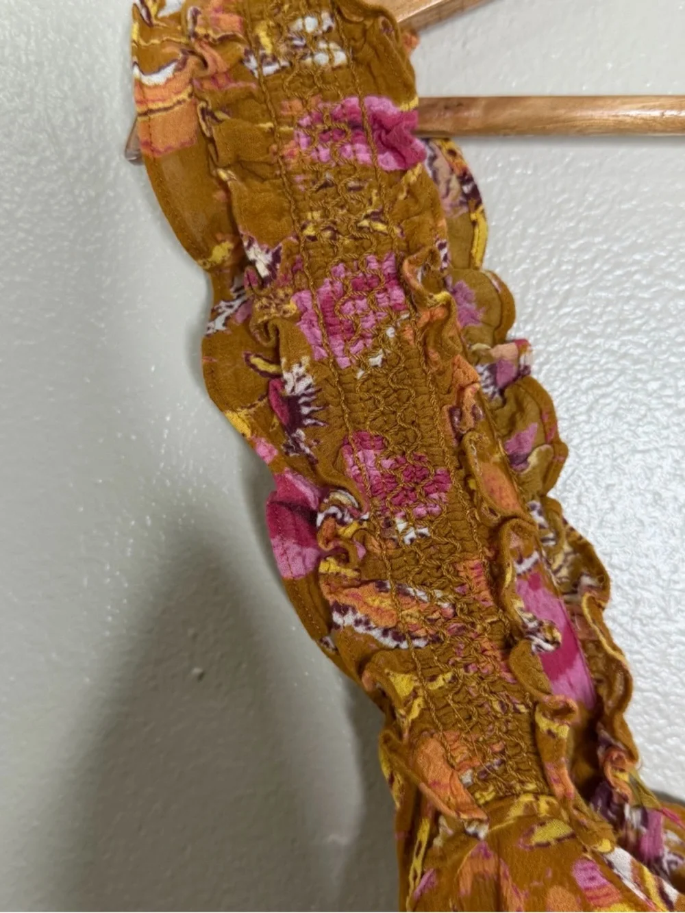 XiRENA Dev Floral Tank Top in‎ Sunset sz S - Picture 13 of 13